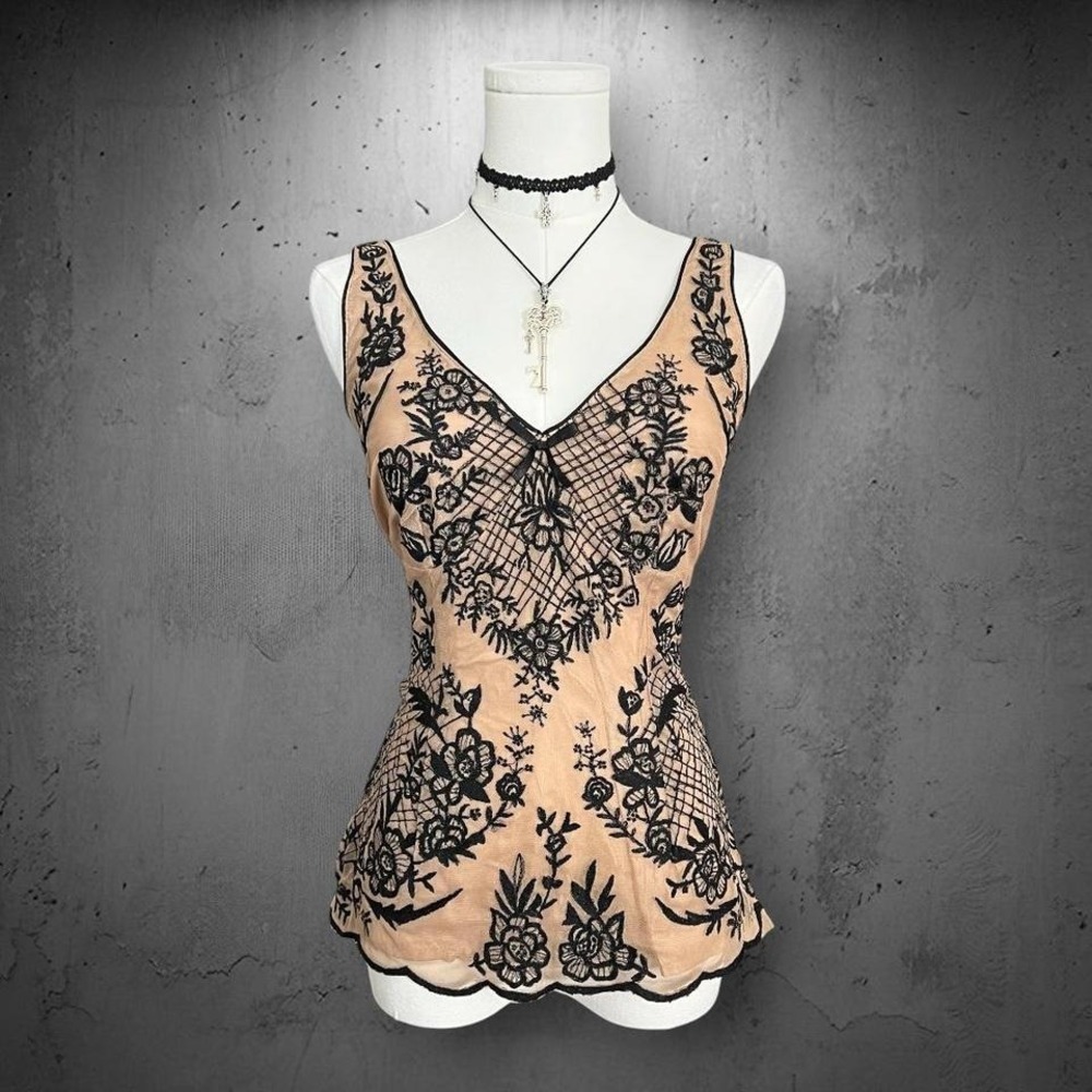 Vtg Tracy Reese Floral Embroidered Silk Top 12 Med Tan Black Coquette Whimsigoth